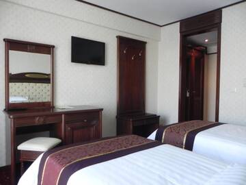 Фото номера Двухместный номер с 2 отдельными кроватями Отель Hestia Hotel г. Кэлэраши 3